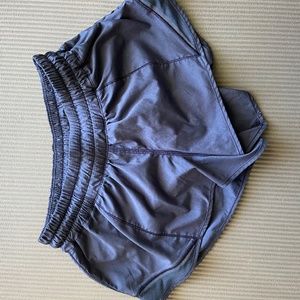 Lululemon Hotty Hot Short 2.5" Navy Size 4